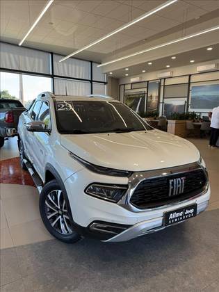 FIAT TORO 2.0 16V TURBO DIESEL RANCH 4WD AT9 FIAT TORO 2.0 16V TURBO DIESEL RANCH 4WD AT9